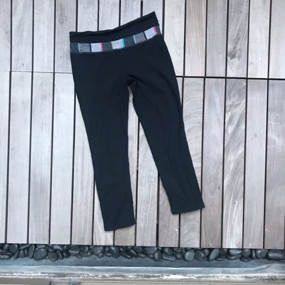 LULULEMON Black Cropped Leggings Multicolor Band - Picture 2 of 5
